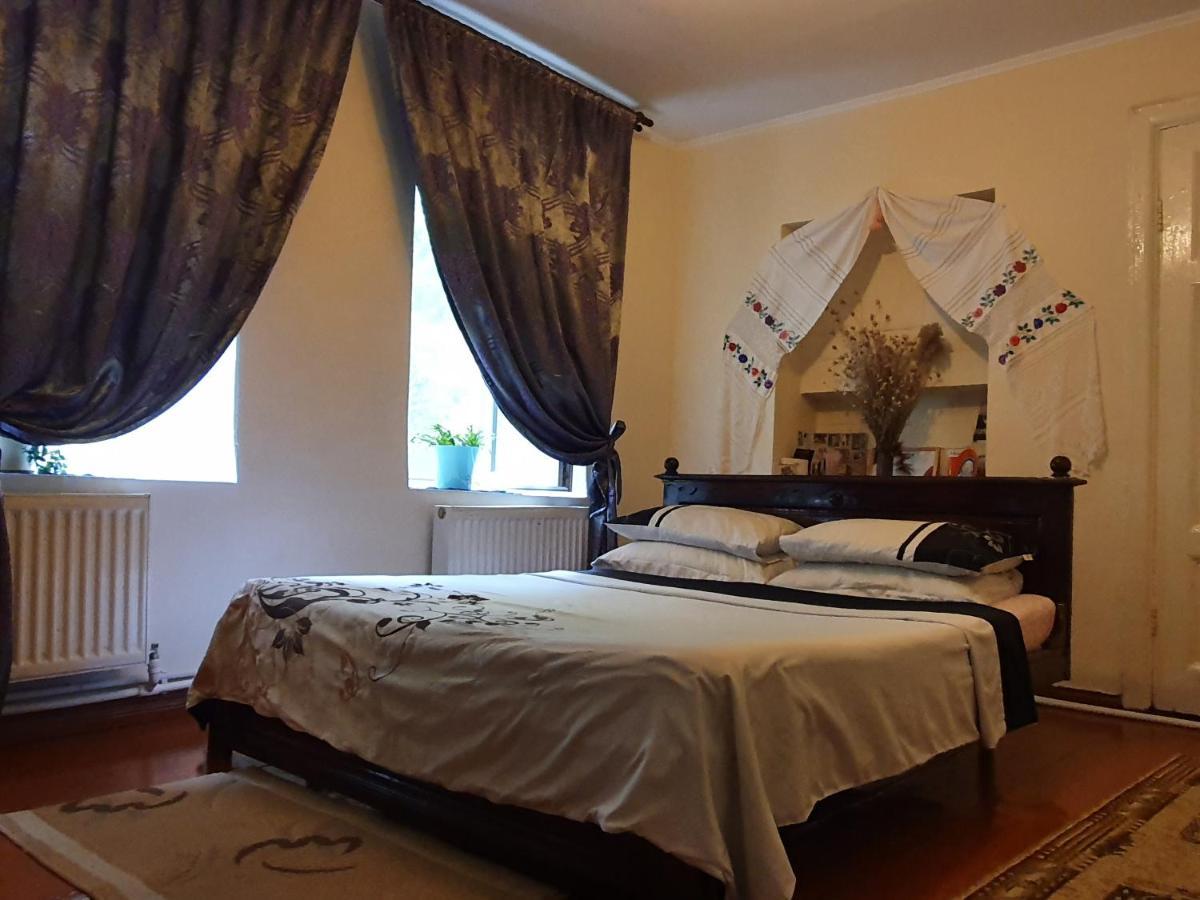 Authentic Apartment In The Centre Chişinău Extérieur photo